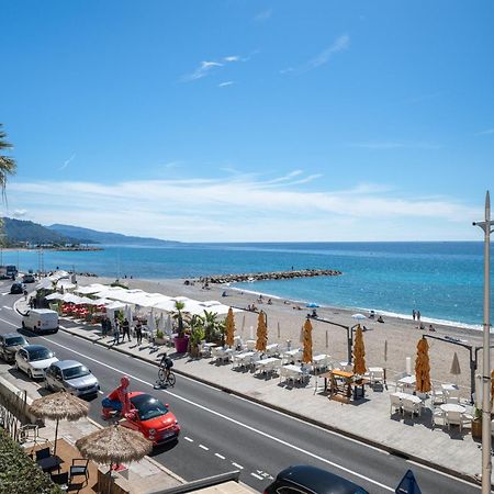 Le Cap Bleu - Emplacement Vue Exceptionnelle - Front De Mer ロクブリュヌ＝カップ＝マルタン エクステリア 写真